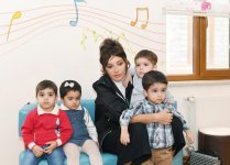 Azərbaycanın Birinci vitse-prezidenti Mehriban Əliyeva Bakıdakı 1 nömrəli körpələr evinin sakinləri ilə görüşüb (FOTO)