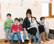 Azərbaycanın Birinci vitse-prezidenti Mehriban Əliyeva Bakıdakı 1 nömrəli körpələr evinin sakinləri ilə görüşüb (FOTO)
