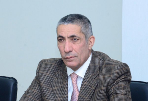 Bir qrup partiya hesabat vermir - Siyavuş Novruzov