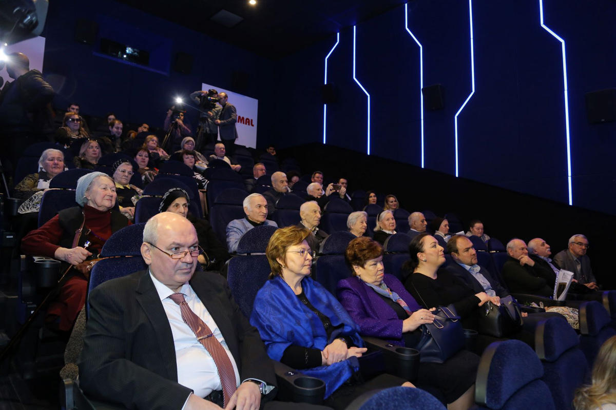 “CinemaPlus”da Leninqradın blokadadan azad olunmasının 75 illiyi münasibətilə tədbir keçirilib (FOTO)