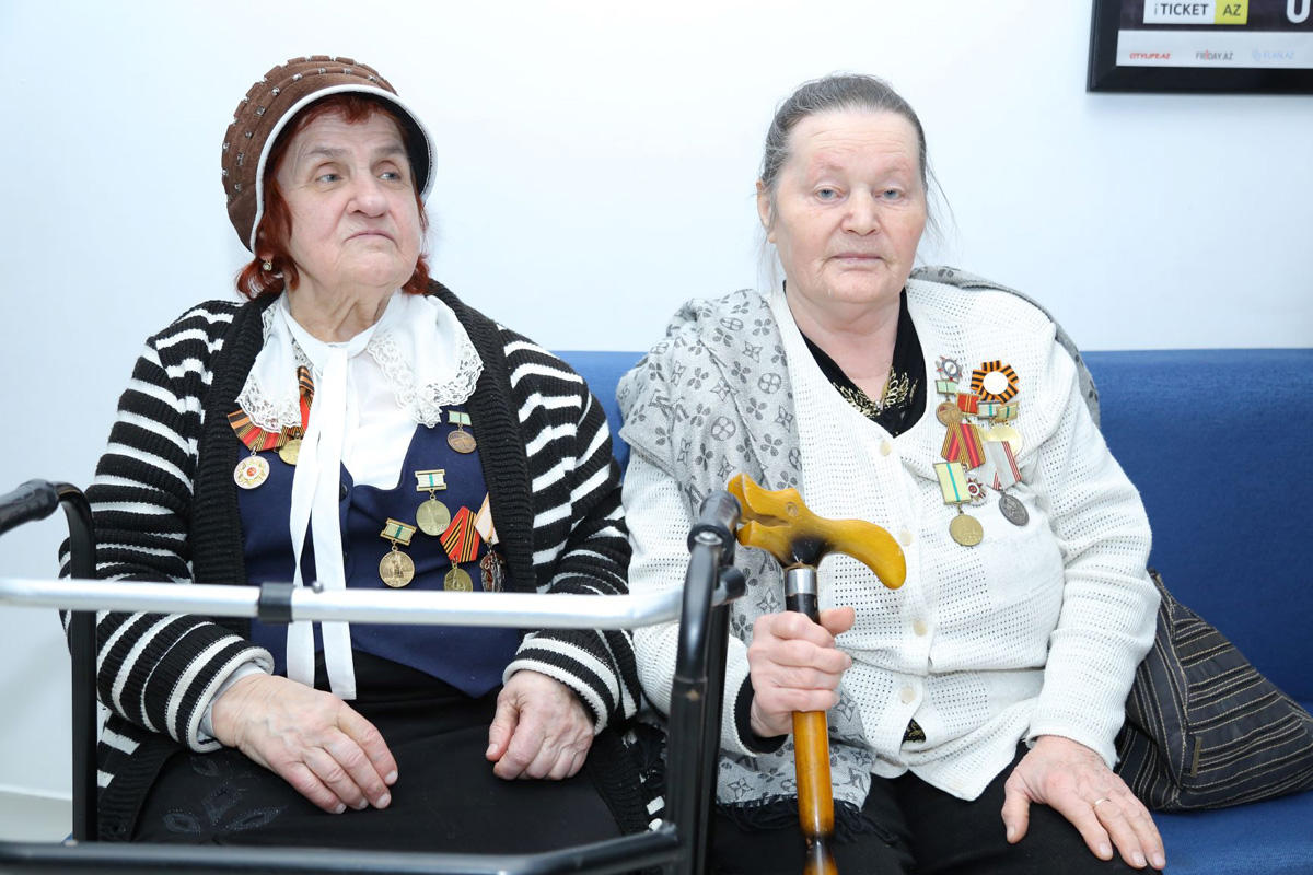 “CinemaPlus”da Leninqradın blokadadan azad olunmasının 75 illiyi münasibətilə tədbir keçirilib (FOTO)