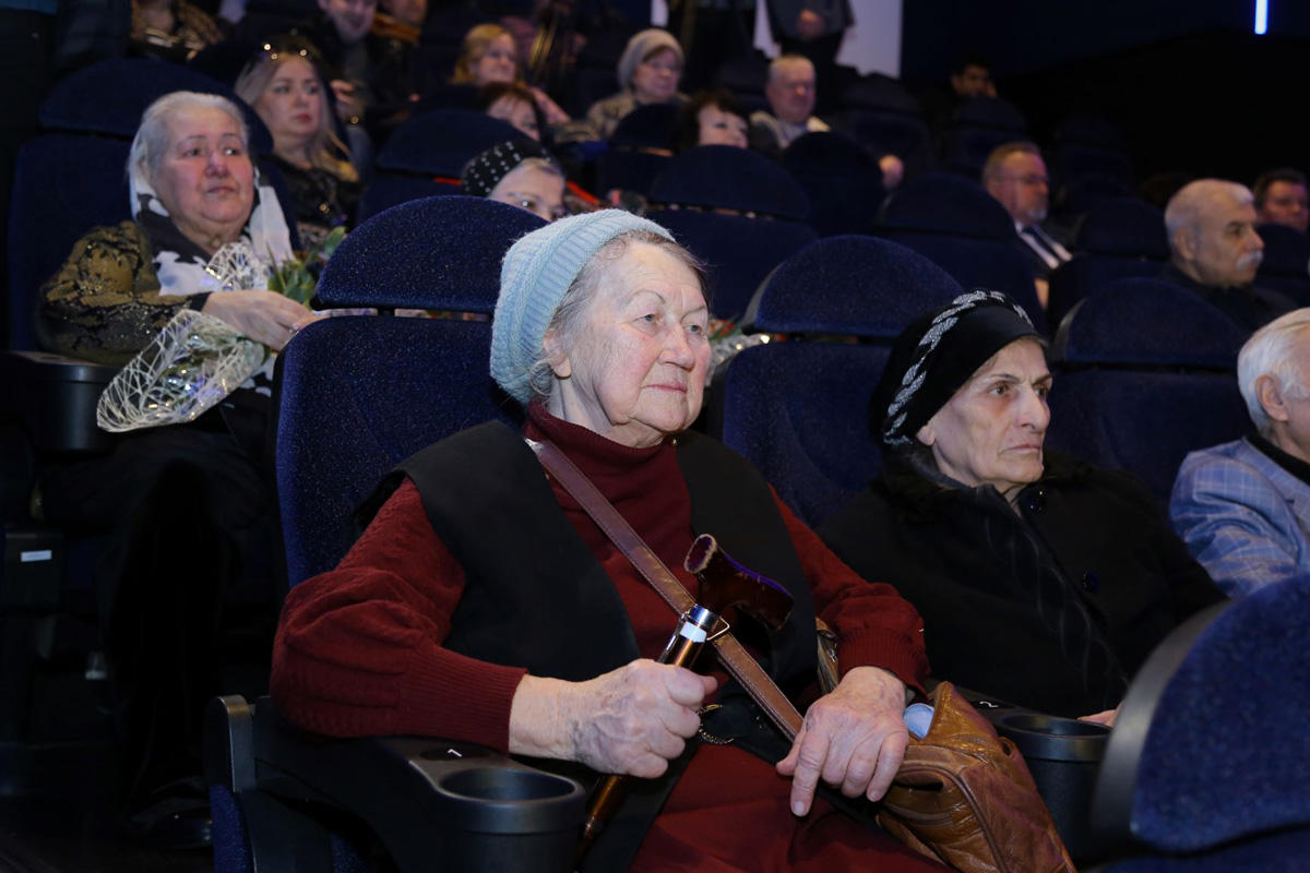 “CinemaPlus”da Leninqradın blokadadan azad olunmasının 75 illiyi münasibətilə tədbir keçirilib (FOTO)