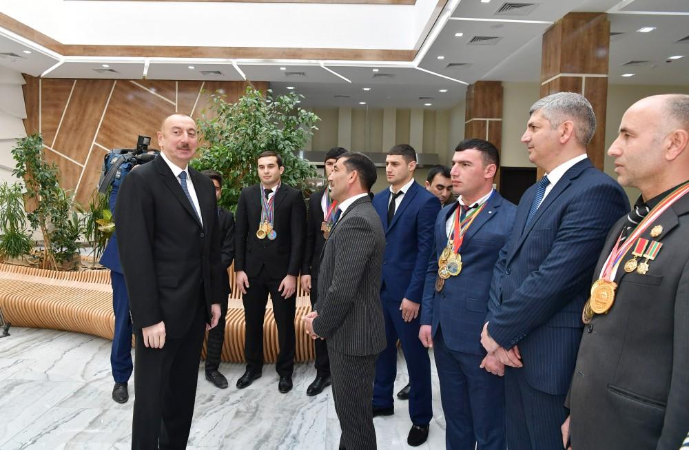 Prezident İlham Əliyev Beyləqan Olimpiya İdman Kompleksinin açılışında iştirak edib (FOTO) (YENİLƏNİB)