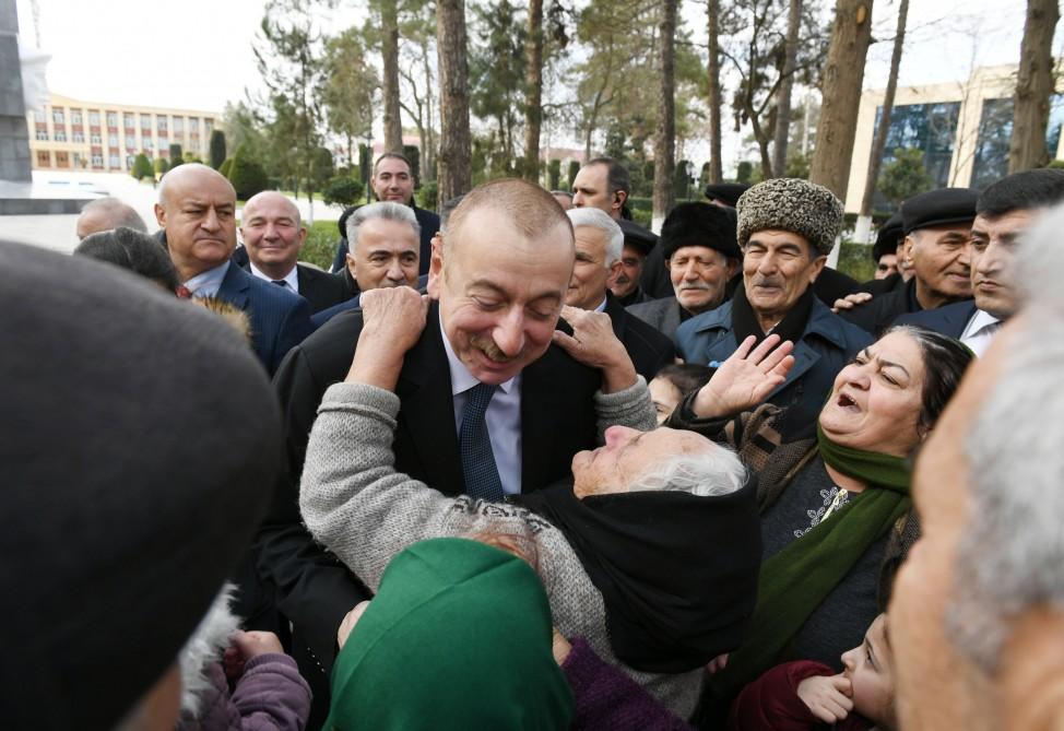 Azərbaycan Prezidenti əsaslı şəkildə yenidən qurulan Beyləqan Tarix-Diyarşünaslıq Muzeyinin açılışında iştirak edib (FOTO) (YENİLƏNİB)