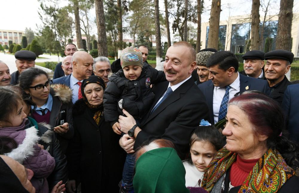 Azərbaycan Prezidenti əsaslı şəkildə yenidən qurulan Beyləqan Tarix-Diyarşünaslıq Muzeyinin açılışında iştirak edib (FOTO) (YENİLƏNİB)