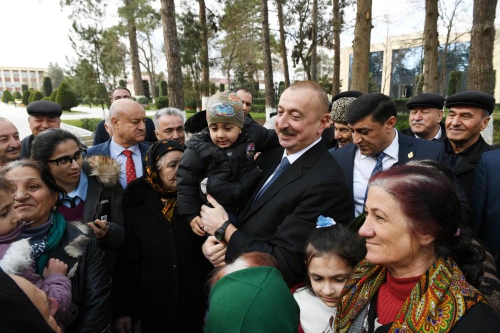 Azərbaycan Prezidenti əsaslı şəkildə yenidən qurulan Beyləqan Tarix-Diyarşünaslıq Muzeyinin açılışında iştirak edib (FOTO) (YENİLƏNİB)