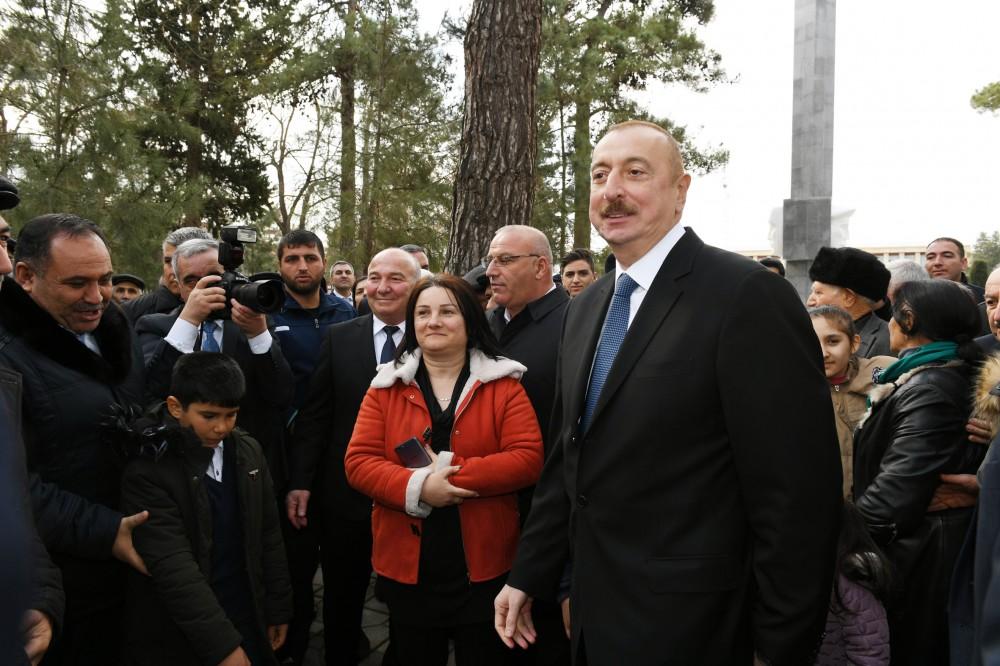 Azərbaycan Prezidenti əsaslı şəkildə yenidən qurulan Beyləqan Tarix-Diyarşünaslıq Muzeyinin açılışında iştirak edib (FOTO) (YENİLƏNİB)