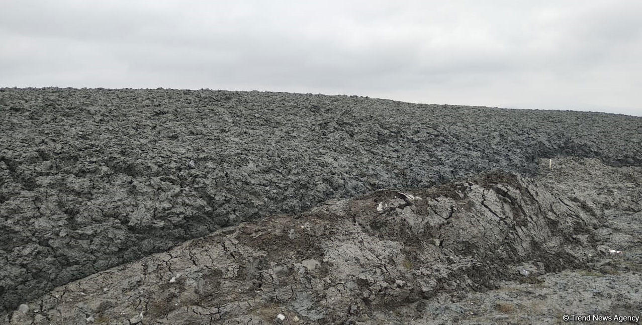 Şamaxıda palçıq vulkanı püskürən ərazidə son vəziyyət (FOTO)