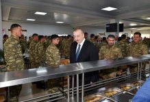 Ali Baş Komandan İlham Əliyev Beyləqanda yeni inşa edilmiş “N” saylı hərbi hissəsində yaradılan şəraitlə tanış olub (FOTO) (YENİLƏNİB)