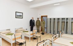 Ali Baş Komandan İlham Əliyev Beyləqanda yeni inşa edilmiş “N” saylı hərbi hissəsində yaradılan şəraitlə tanış olub (FOTO) (YENİLƏNİB)