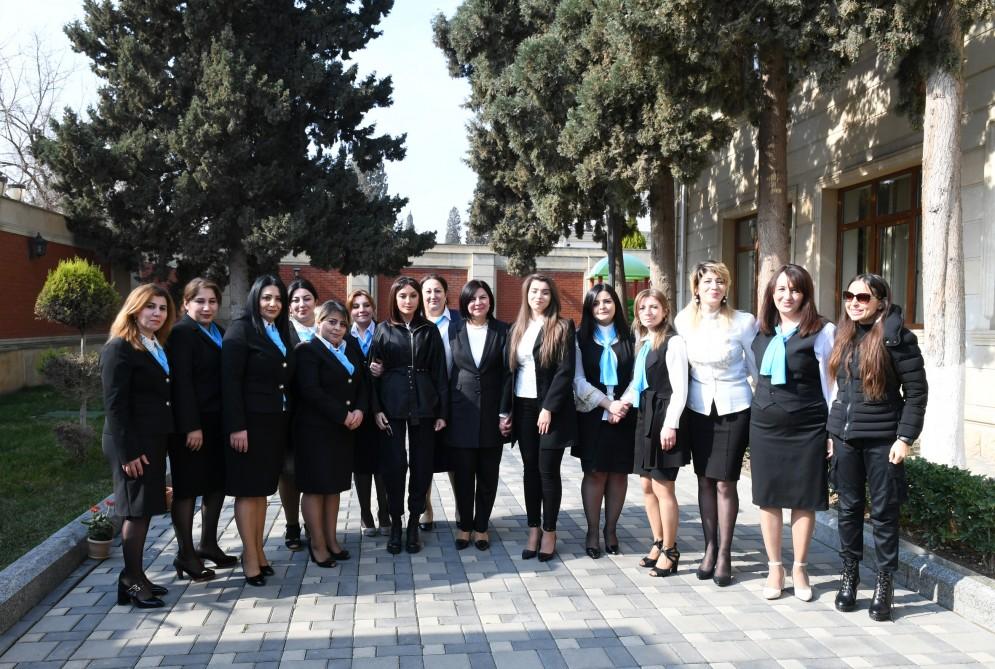 Birinci vitse-prezident Mehriban Əliyeva Gəncədəki uşaq evinə baş çəkib (FOTO) (YENİLƏNİB)