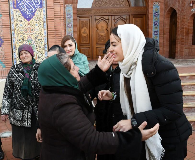 Birinci vitse-prezident Mehriban Əliyeva Gəncədə “İmamzadə” dini kompleksini ziyarət edib (FOTO)