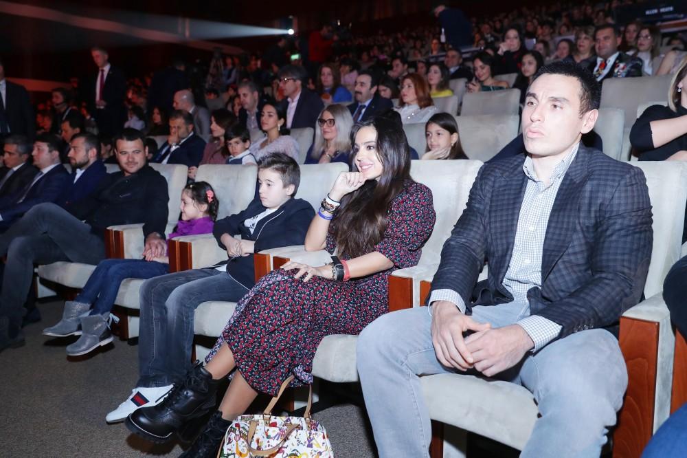 Heydər Əliyev Sarayında “Zima-2019” beynəlxalq uşaq festivalı keçirilib (FOTO)