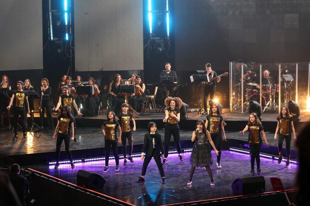 Heydər Əliyev Sarayında “Zima-2019” beynəlxalq uşaq festivalı keçirilib (FOTO)