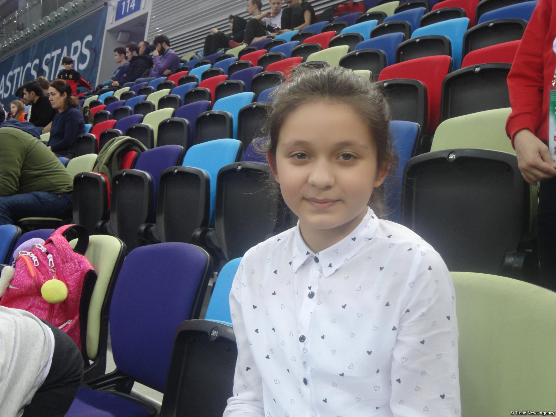 Gənc tamaşaçı: Milli Gimnastika Arenasında yarışların açılış mərasimləri həmişə parlaq keçir