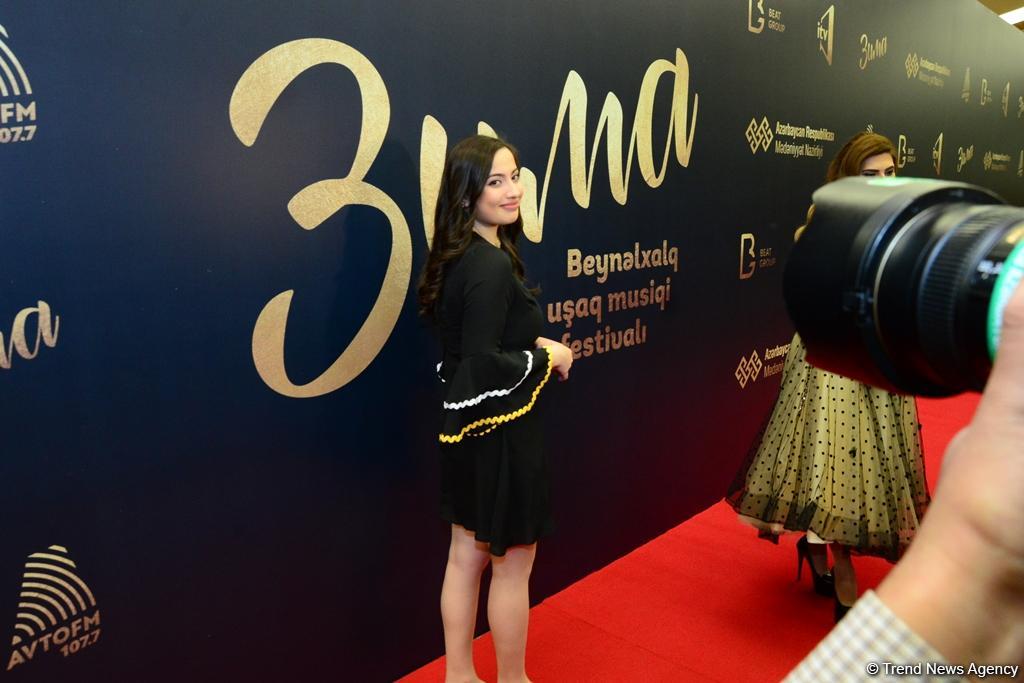 Heydər Əliyev Sarayında “Zima-2019” beynəlxalq uşaq festivalı keçirilib (FOTO)