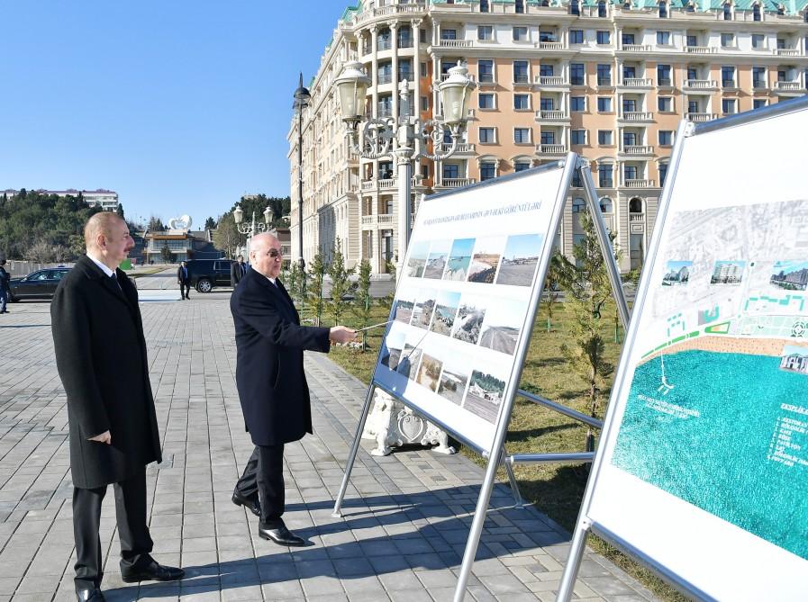 Prezident İlham Əliyev Sumqayıtın dənizkənarı bulvarında şəhərin sakinləri ilə görüşüb (FOTO) (YENİLƏNİB)