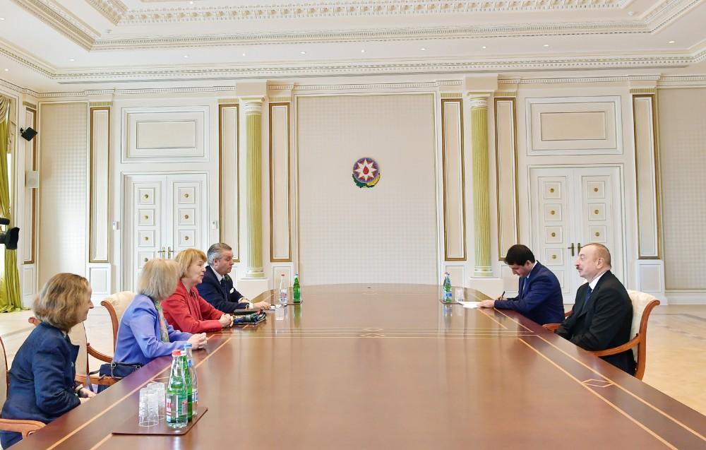 Prezident İlham Əliyev Böyük Britaniyanın Baş nazirinin Azərbaycan üzrə ticarət elçisini qəbul edib (FOTO)