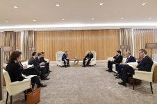 Azərbaycan Prezidenti Avropa İnvestisiya Bankının vitse-prezidenti ilə görüşüb (FOTO) (YENİLƏNİB)