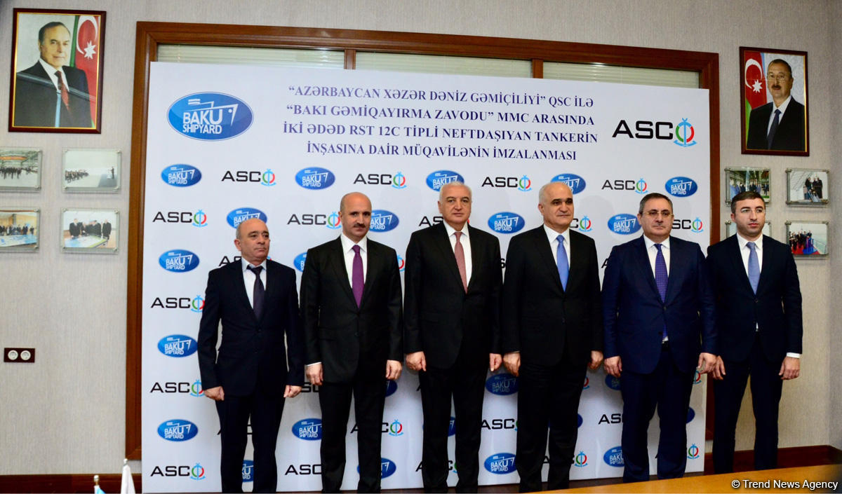 Azərbaycan neft tankerləri donanmasını genişləndirir (FOTO)