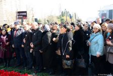 Azərbaycan ictimaiyyəti Xocalı soyqırımı qurbanlarının xatirəsini yad edir (FOTO)