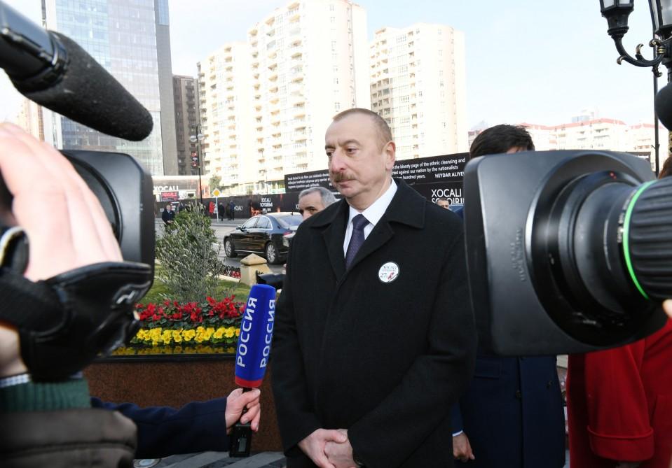 Prezident İlham Əliyev: Biz hamımız çalışmalıyıq ki, Xocalı soyqırımı kimi faciələr bəşəriyyət tarixində bir daha olmasın (FOTO)
