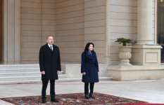 Gürcüstanın Prezidenti Salome Zurabişvilinin rəsmi qarşılanma mərasimi olub (FOTO)