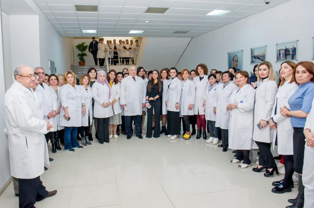 Heydər Əliyev Fondunun vitse-prezidenti Leyla Əliyeva Elmi-Tədqiqat Hematologiya və Transfuziologiya İnstitutunda olub (FOTO)