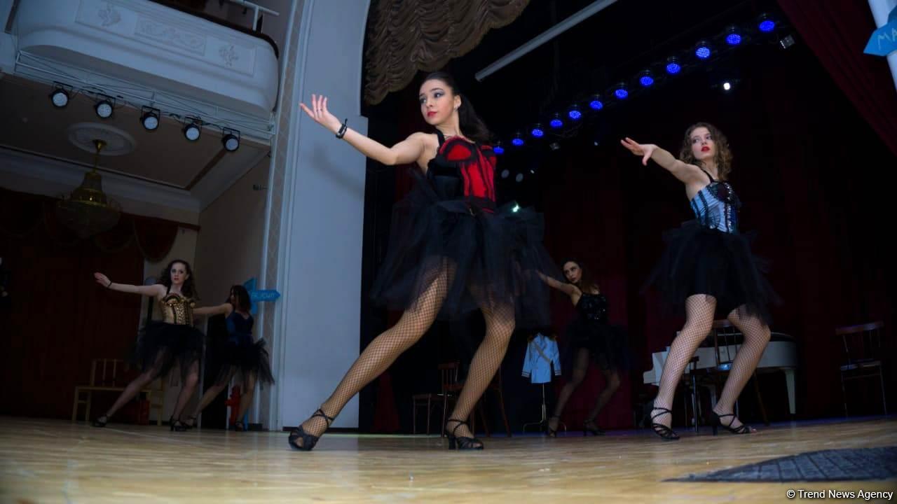 "Jam group" komandası "Best Musical Show" tamaşasını təqdim edib (FOTO)