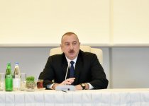 Prezident İlham Əliyev və birinci xanım Mehriban Əliyeva mədəniyyət və incəsənət xadimlərinin bir qrupu ilə görüşüblər (YENİLƏNİB-4) (FOTO)