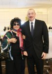 Prezident İlham Əliyev və birinci xanım Mehriban Əliyeva mədəniyyət və incəsənət xadimlərinin bir qrupu ilə görüşüblər (YENİLƏNİB-4) (FOTO)