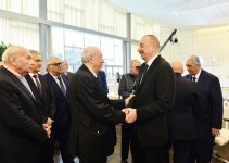 Prezident İlham Əliyev və birinci xanım Mehriban Əliyeva mədəniyyət və incəsənət xadimlərinin bir qrupu ilə görüşüblər (YENİLƏNİB-4) (FOTO)