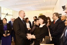 Prezident İlham Əliyev və birinci xanım Mehriban Əliyeva mədəniyyət və incəsənət xadimlərinin bir qrupu ilə görüşüblər (YENİLƏNİB-4) (FOTO)