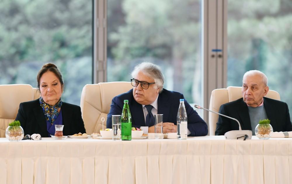 Fərhad Bədəlbəyli: Xüsusilə rayonlarda musiqi məktəblərini ixtisara salmaq olmaz
