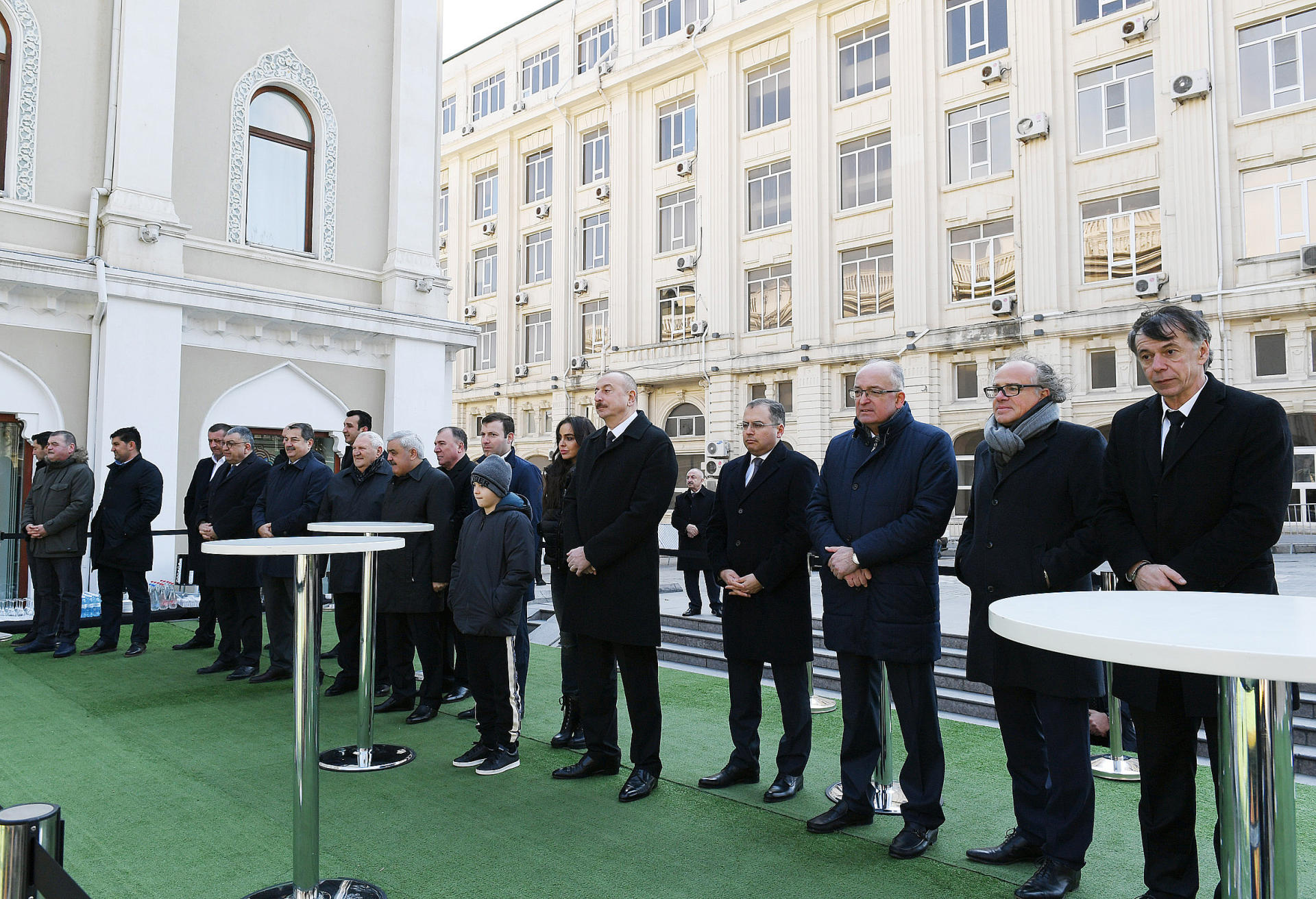 Prezident İlham Əliyev  “Bakı 2019: Ulduzlar Finalı” qarşılaşmasını izləyib (YENİLƏNİB-2) (FOTO)