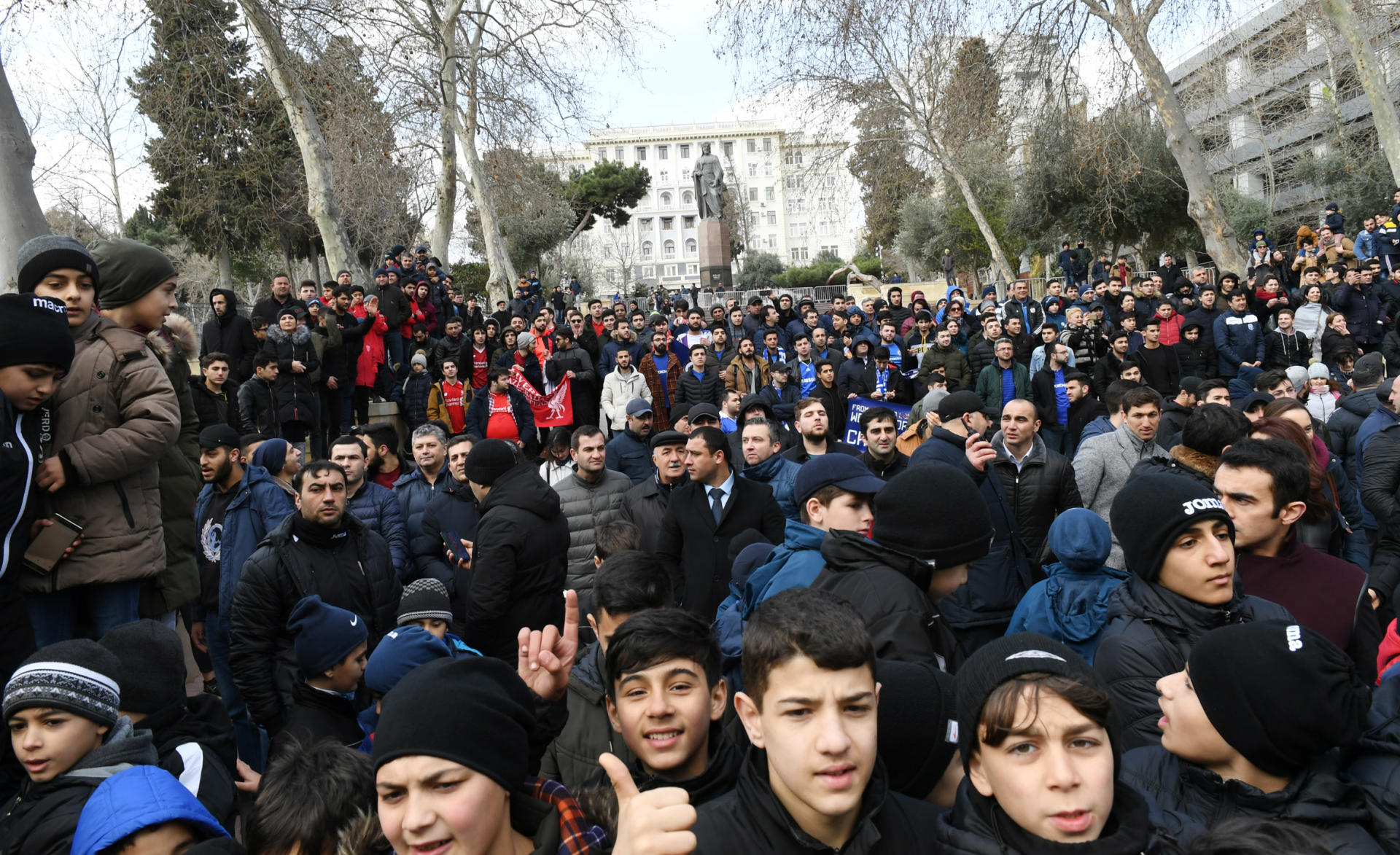 Prezident İlham Əliyev  “Bakı 2019: Ulduzlar Finalı” qarşılaşmasını izləyib (YENİLƏNİB-2) (FOTO)