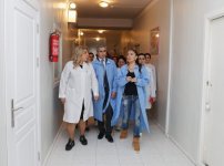 Heydər Əliyev Fondunun vitse-prezidenti Leyla Əliyeva Sabunçu rayonundakı 2 saylı Doğum evində olub (FOTO)