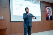Turizm sahəsində ixtisaslaşan tələbələrin görüşü keçirilib (FOTO/VİDEO)