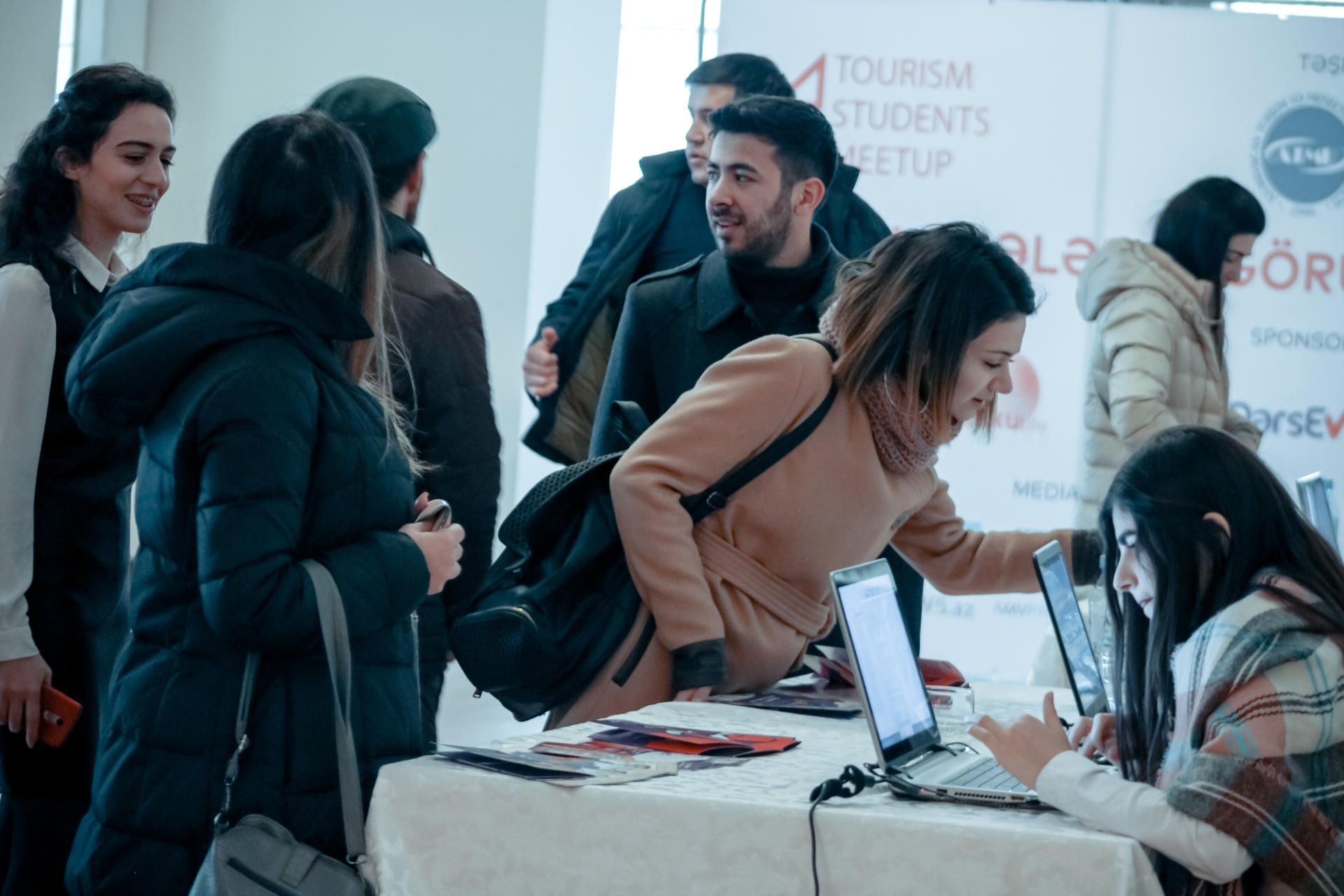 Turizm sahəsində ixtisaslaşan tələbələrin görüşü keçirilib (FOTO/VİDEO)