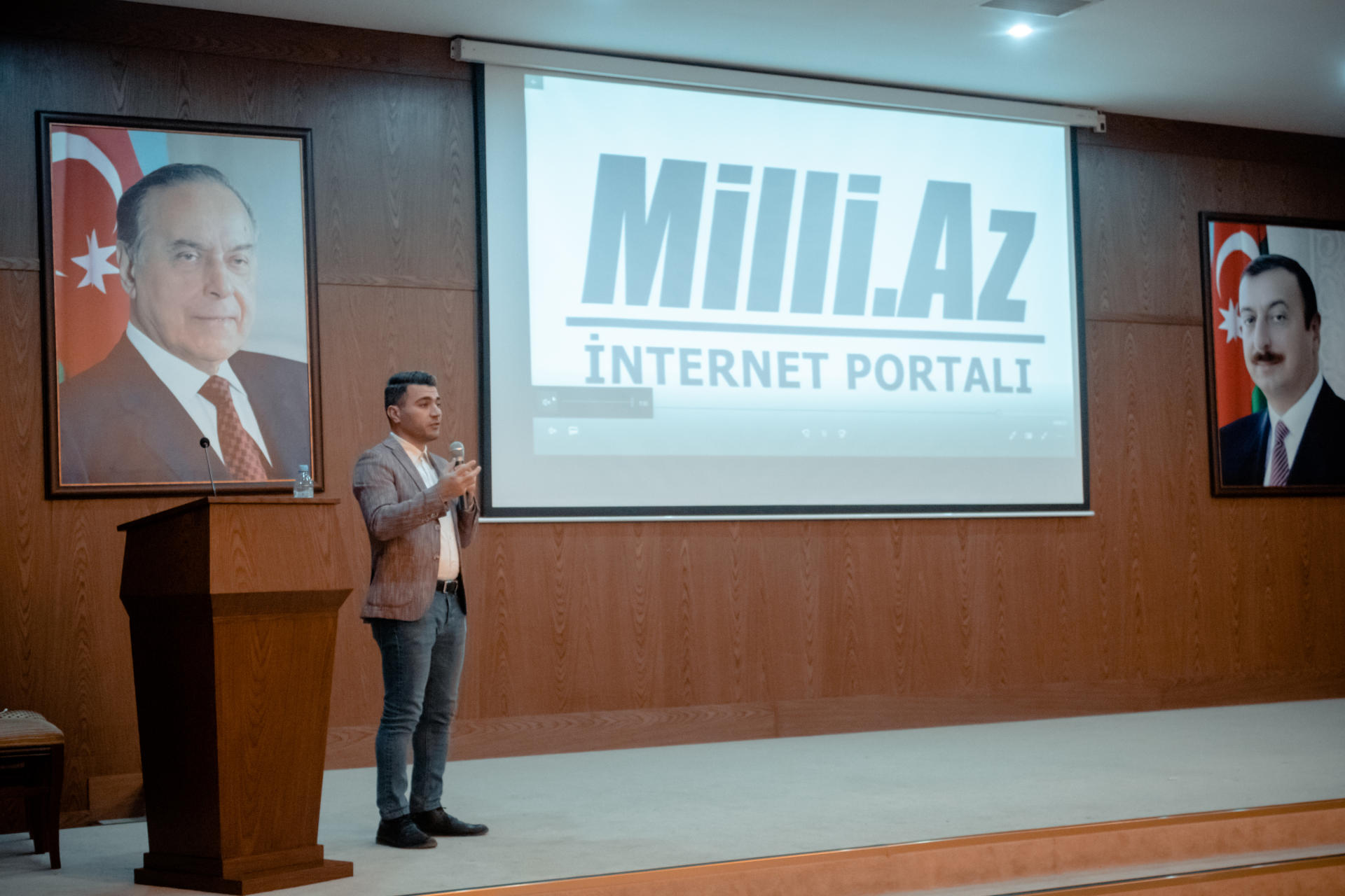 Turizm sahəsində ixtisaslaşan tələbələrin görüşü keçirilib (FOTO/VİDEO)