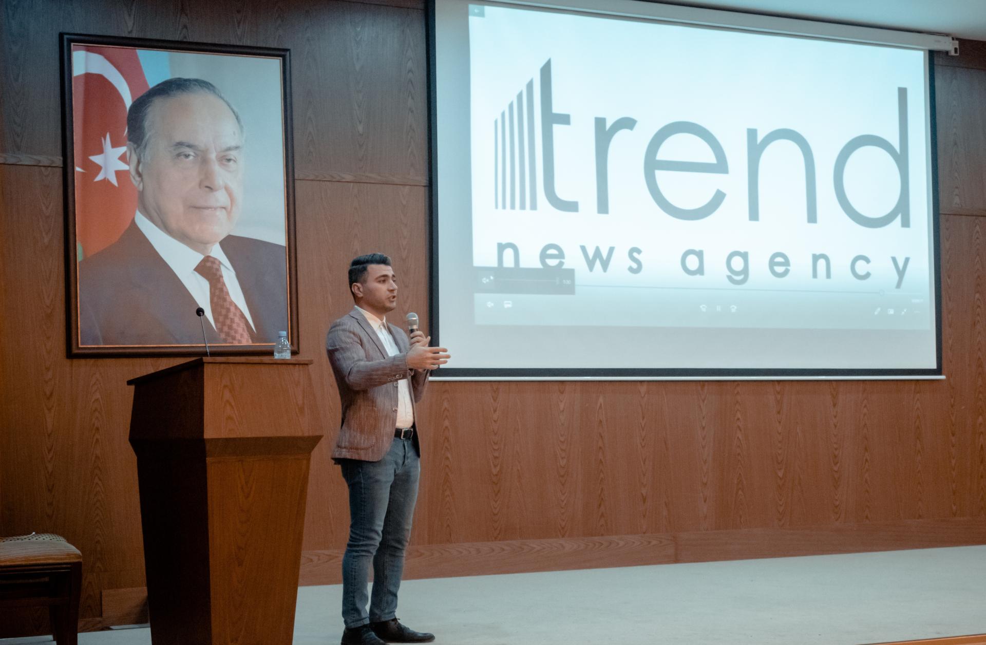 Turizm sahəsində ixtisaslaşan tələbələrin görüşü keçirilib (FOTO/VİDEO)
