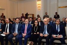 Əli Əhmədov: Azərbaycanda aparılan islahatlar xarici çağırışlar qarşısında davam gətirməyə imkan verib (YENİLƏNİB) (FOTO)