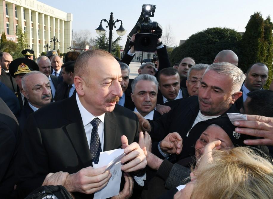 Prezident İlham Əliyev: Mənim işim xalqa xidmət etməkdir, mən öz vəzifəmi bunda görürəm (FOTO)