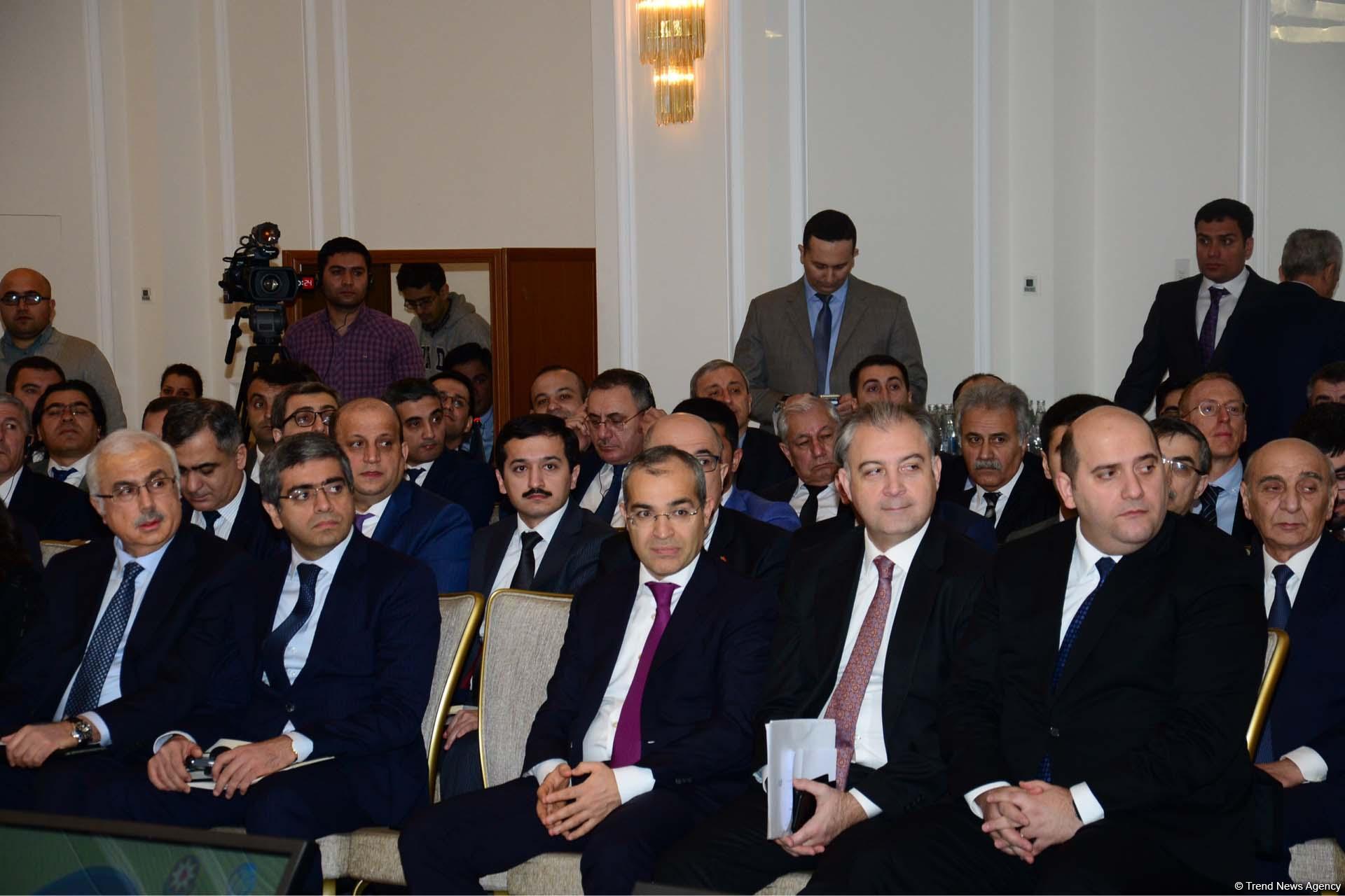 Əli Əhmədov: Azərbaycanda aparılan islahatlar xarici çağırışlar qarşısında davam gətirməyə imkan verib (YENİLƏNİB) (FOTO)