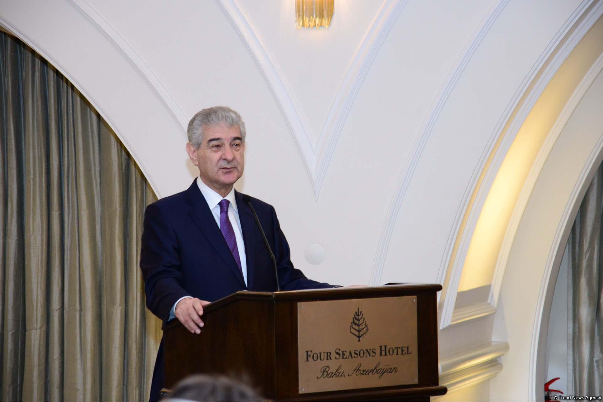 Əli Əhmədov: Azərbaycanda aparılan islahatlar xarici çağırışlar qarşısında davam gətirməyə imkan verib (YENİLƏNİB) (FOTO)