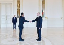Prezident İlham Əliyev Hindistanın yeni səfirinin etimadnaməsini qəbul edib (FOTO) (YENİLƏNİB)