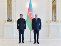 Prezident İlham Əliyev Hindistanın yeni səfirinin etimadnaməsini qəbul edib (FOTO) (YENİLƏNİB)