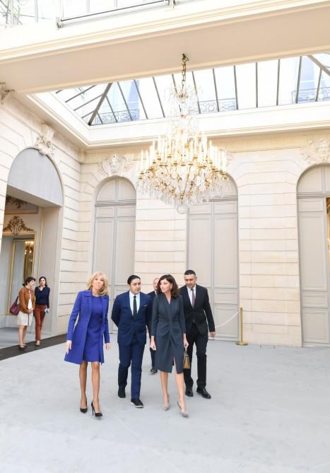 Birinci vitse-prezident Mehriban Əliyevanın Fransanın birinci xanımı Brijit Makron ilə görüşü olub (FOTO)