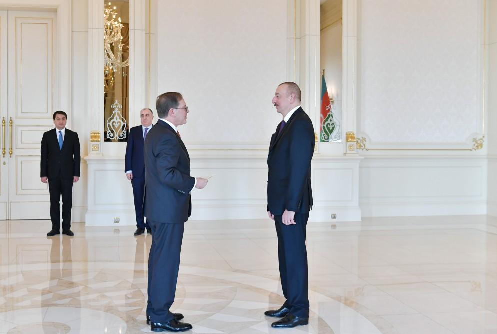 Prezident İlham Əliyev: Azərbaycan ATƏT-in Minsk qrupu həmsədrlərinin son bəyanatı, o cümlədən danışıqlar formatının dəyişdirilməməsi ilə bağlı fikirlərini müsbət qarşılayır (FOTO) (YENİLƏNİB)