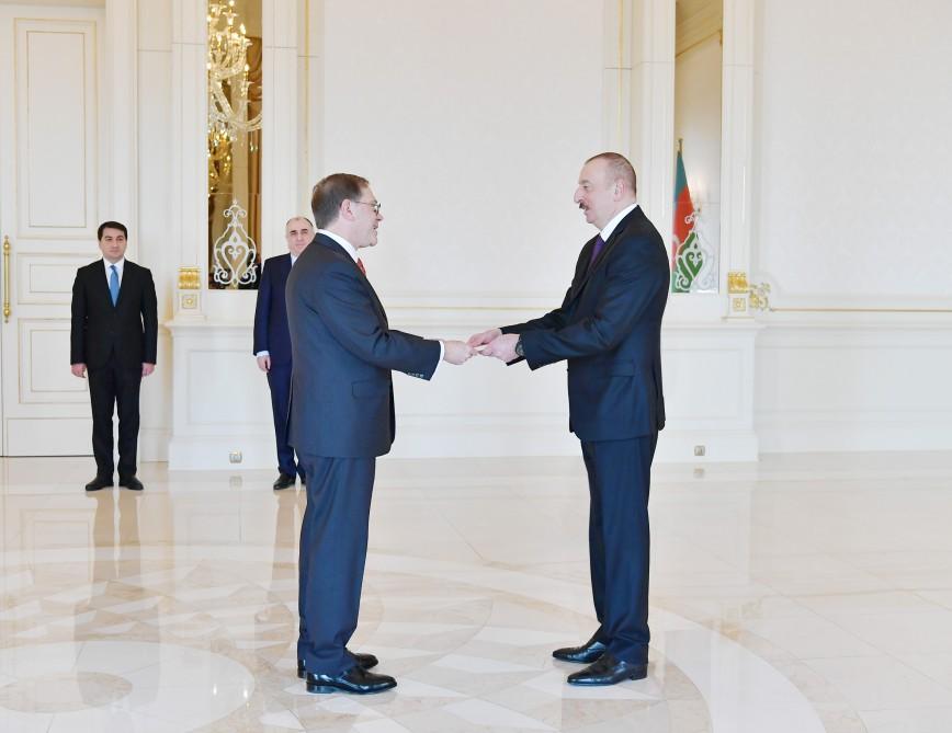 Prezident İlham Əliyev: Azərbaycan ATƏT-in Minsk qrupu həmsədrlərinin son bəyanatı, o cümlədən danışıqlar formatının dəyişdirilməməsi ilə bağlı fikirlərini müsbət qarşılayır (FOTO) (YENİLƏNİB)